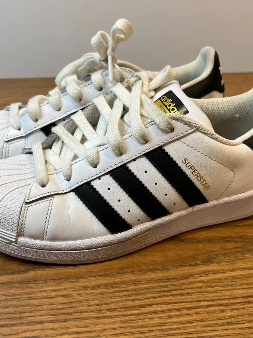 Adidas SUPERSTAR White Black Sneakers C77154 - Youth Size 3.5 - Picture 3 of 8